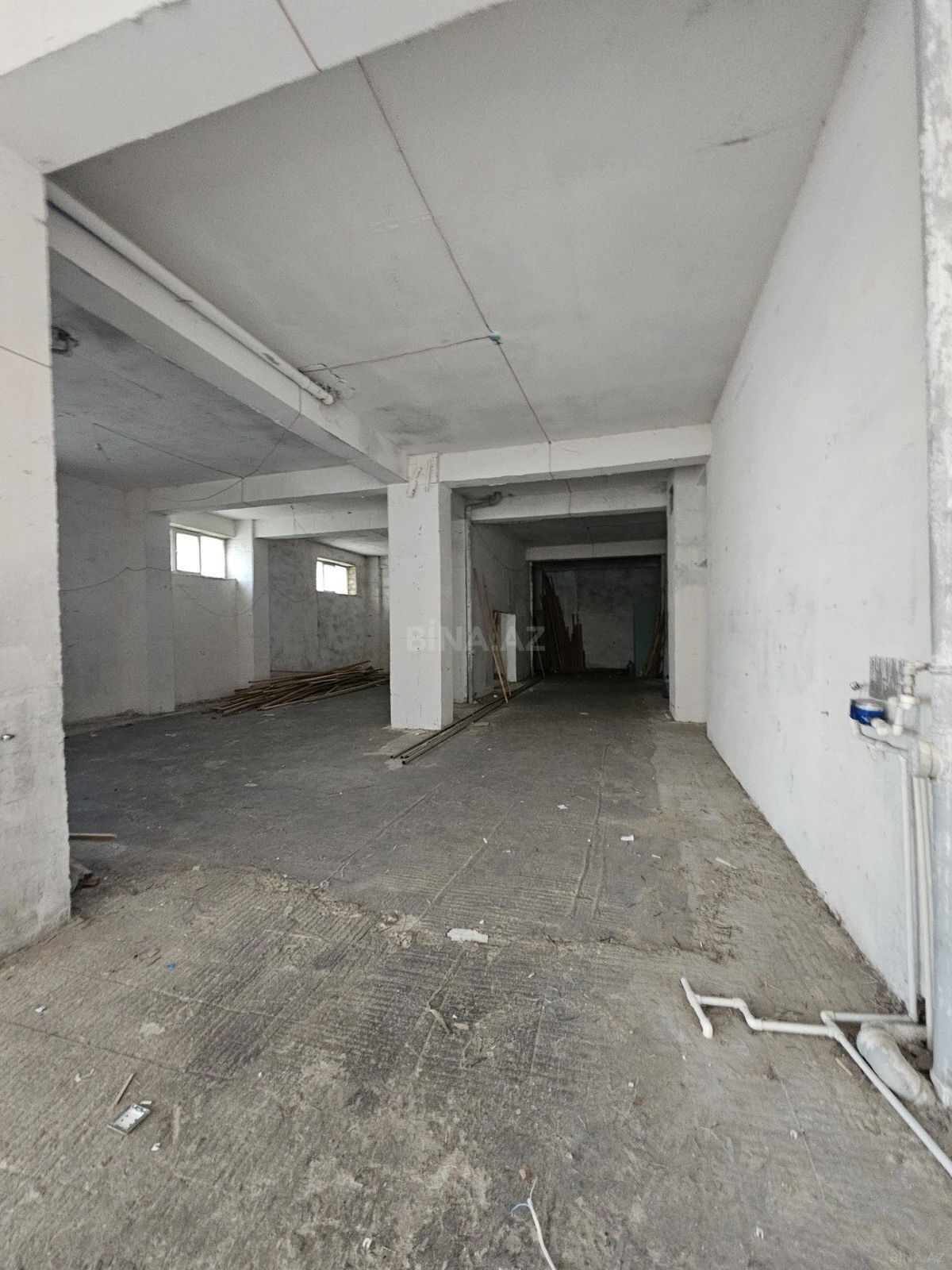 Satılır obyekt 420 m²