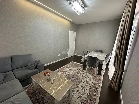 Satılır 3 otaqlı mənzil 104 m²
