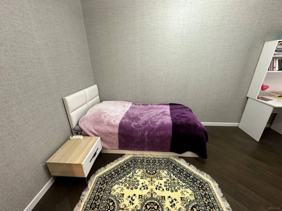 Satılır 3 otaqlı mənzil 104 m²