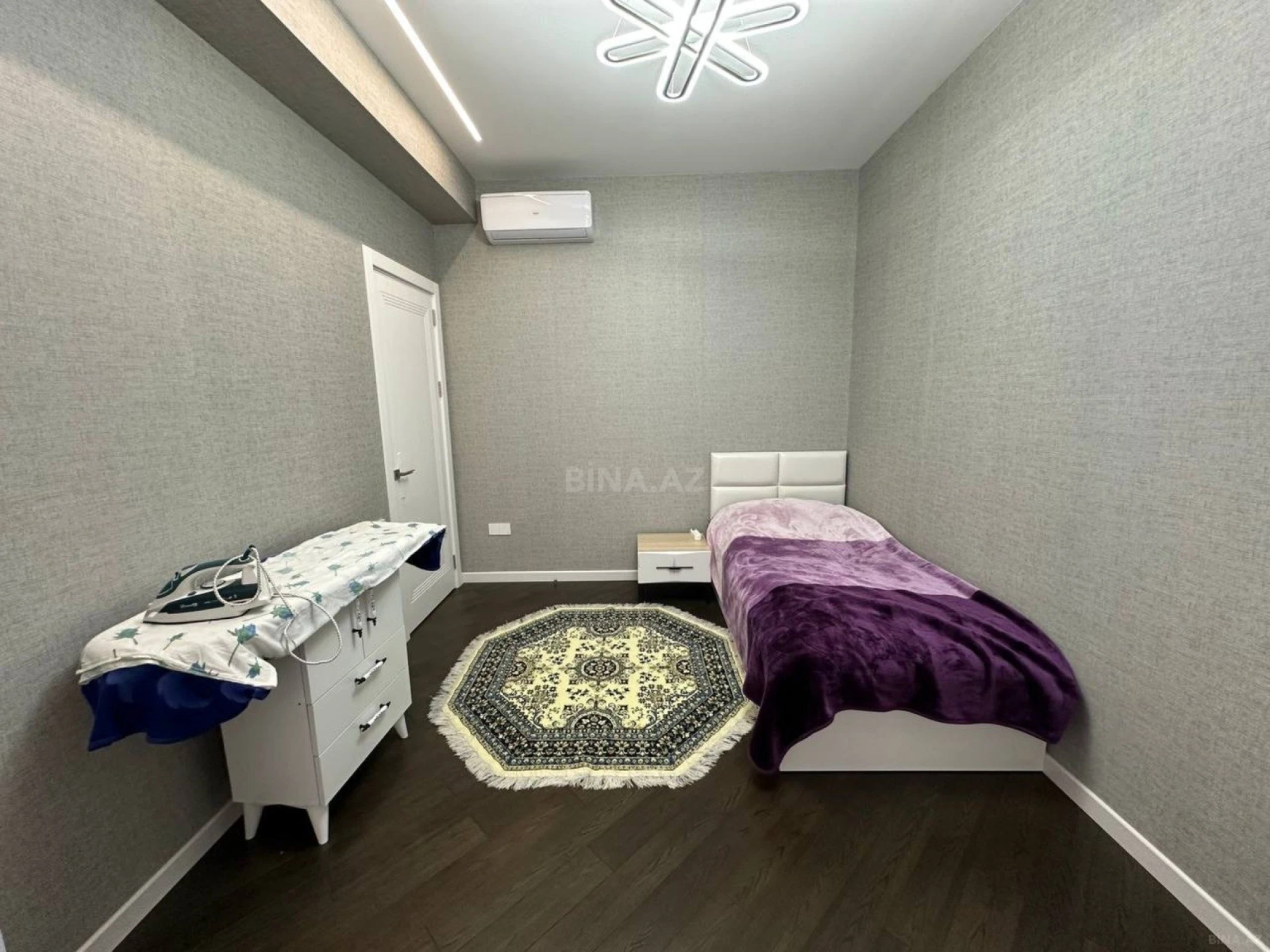 Satılır 3 otaqlı mənzil 104 m²