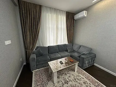 Satılır 3 otaqlı mənzil 104 m²
