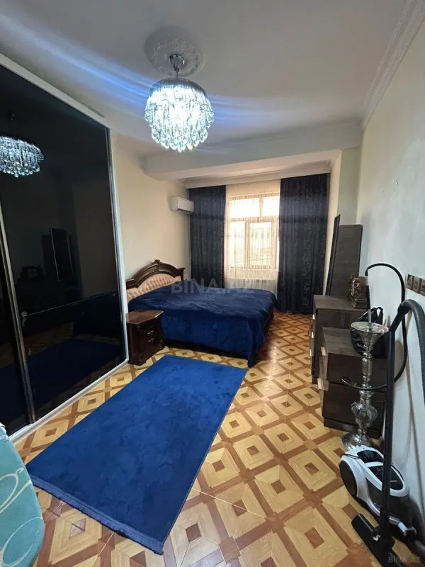 Kirayə verilir 2 otaqlı mənzil 70 m²