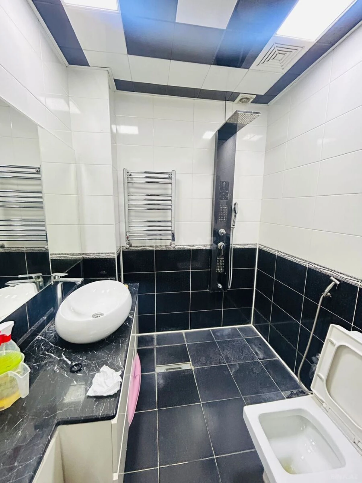 Kirayə verilir 2 otaqlı mənzil 70 m²