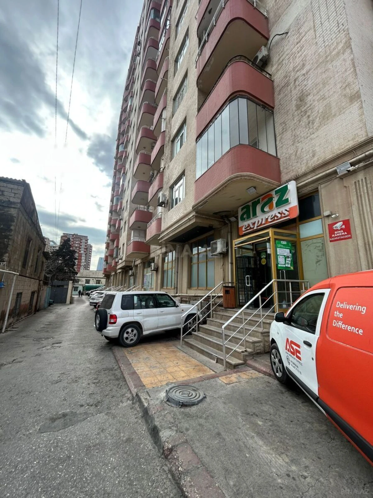 Kirayə verilir 2 otaqlı mənzil 70 m²