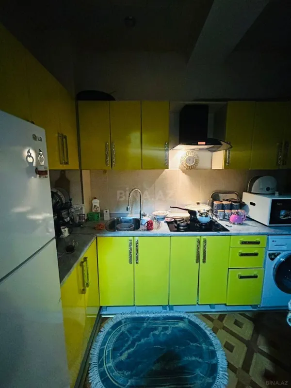 Kirayə verilir 2 otaqlı mənzil 70 m²