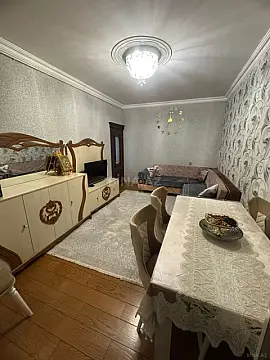Satılır 4 otaqlı mənzil 110 m² — Bakı, Yeni Günəşli 4 otaq 110.00 m²