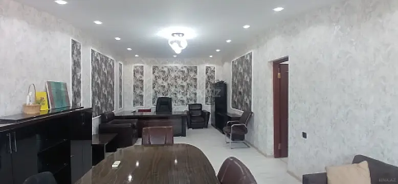 Satılır 4 otaqlı mənzil 110 m²