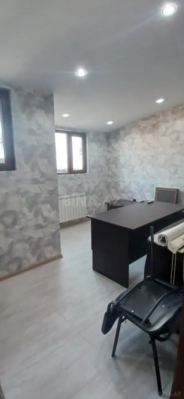 Satılır 4 otaqlı mənzil 110 m²