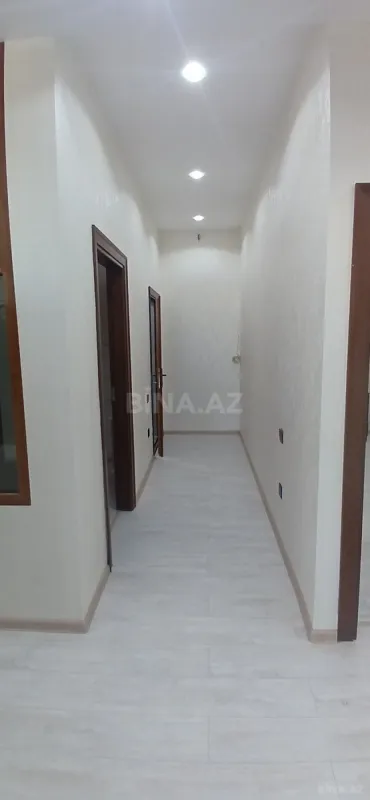 Satılır 4 otaqlı mənzil 110 m²
