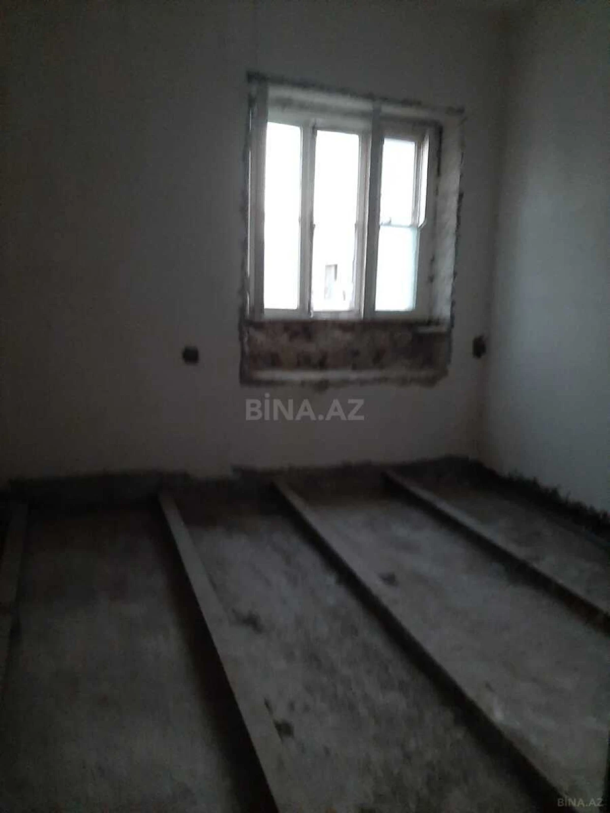 Satılır 3 otaqlı mənzil 93 m²