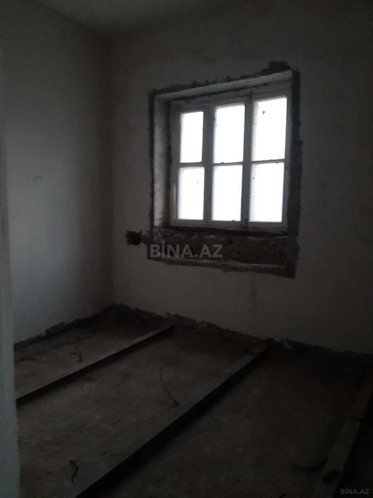 Satılır 3 otaqlı mənzil 93 m²