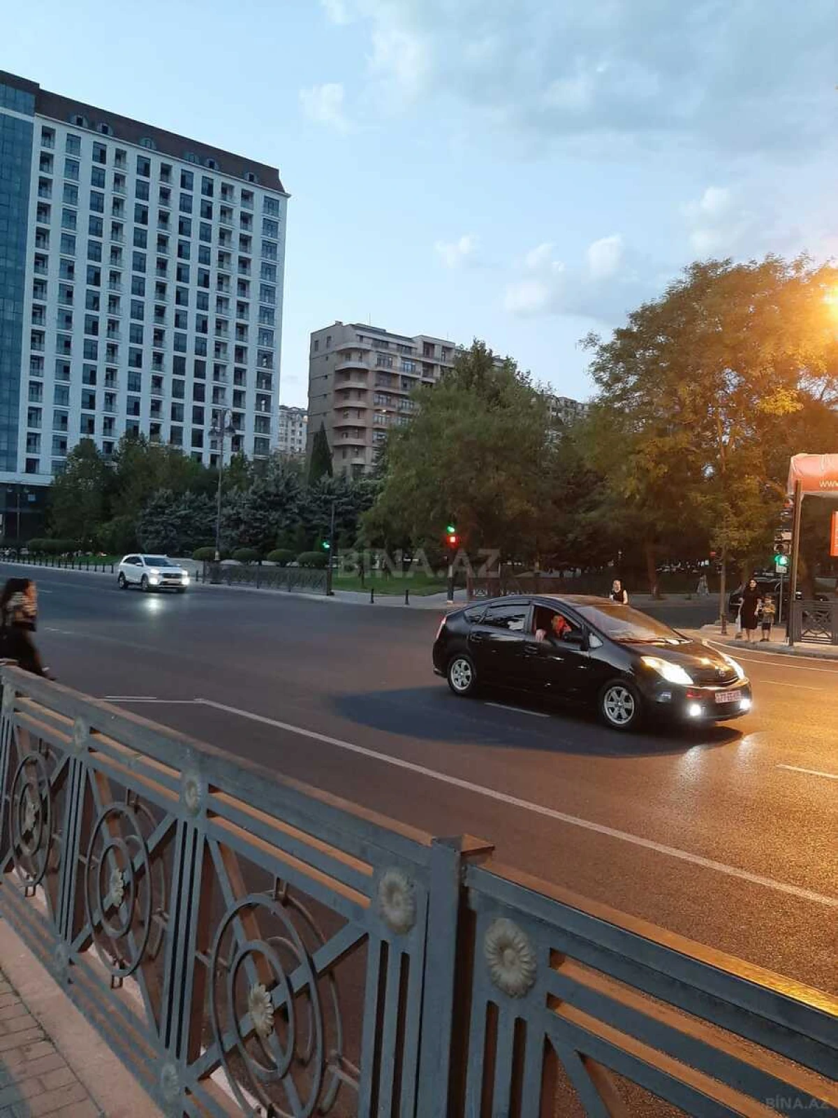 Satılır 3 otaqlı mənzil 93 m²