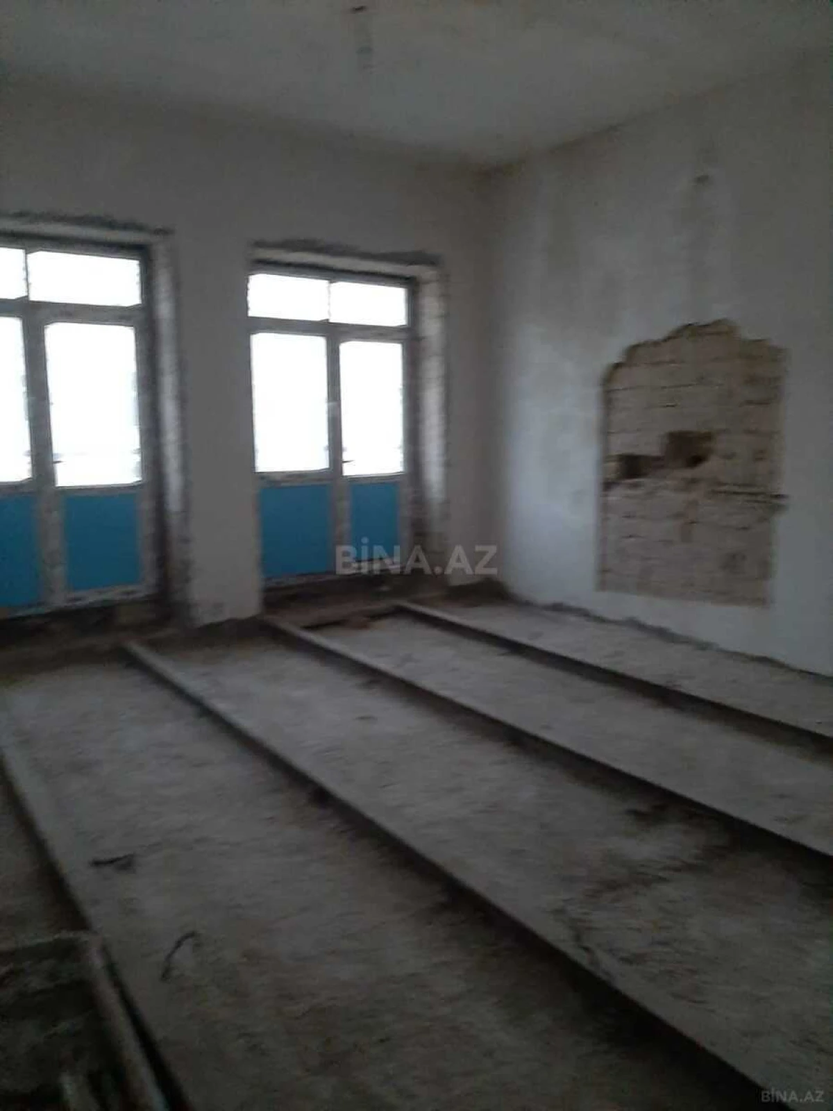 Satılır 3 otaqlı mənzil 93 m²