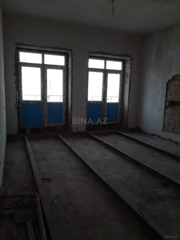 Satılır 3 otaqlı mənzil 93 m²