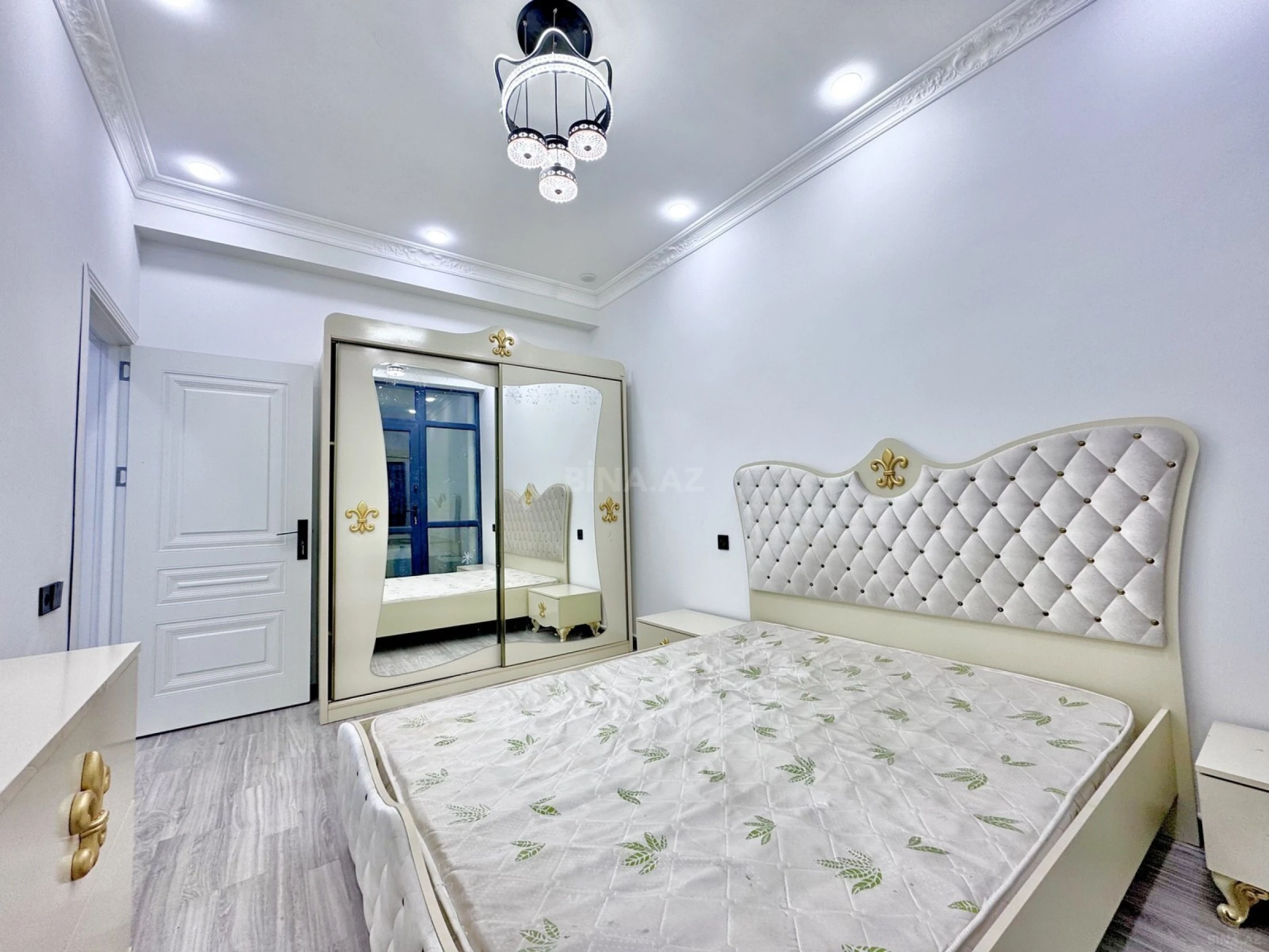 Satılır 3 otaqlı mənzil 75 m²