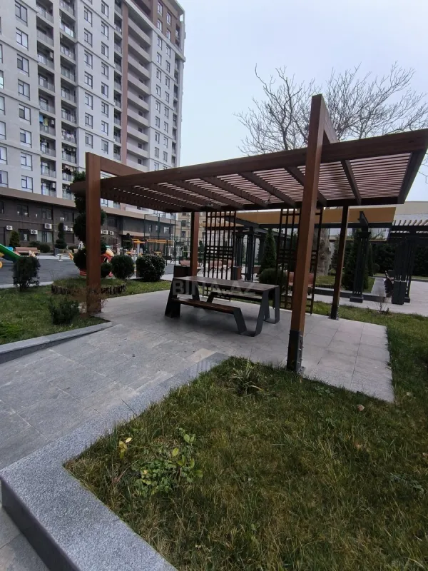 Satılır 2 otaqlı mənzil 60 m²
