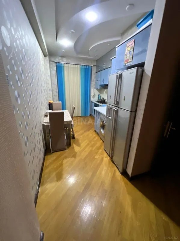 Satılır 3 otaqlı mənzil 120 m²