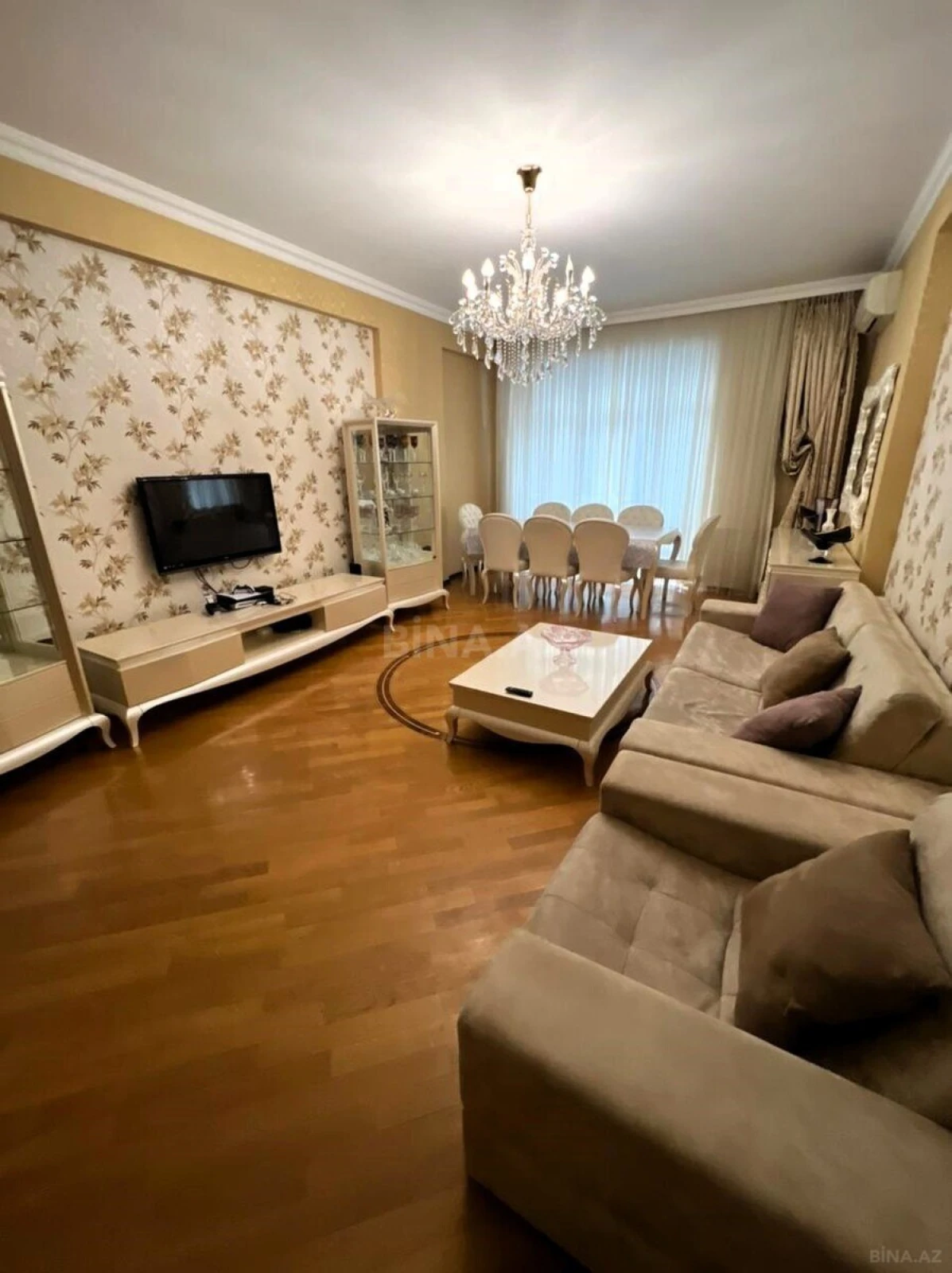 Satılır 3 otaqlı mənzil 120 m²