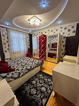 Satılır 3 otaqlı mənzil 155 m²