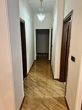Kirayə verilir 2 otaqlı mənzil 107 m²