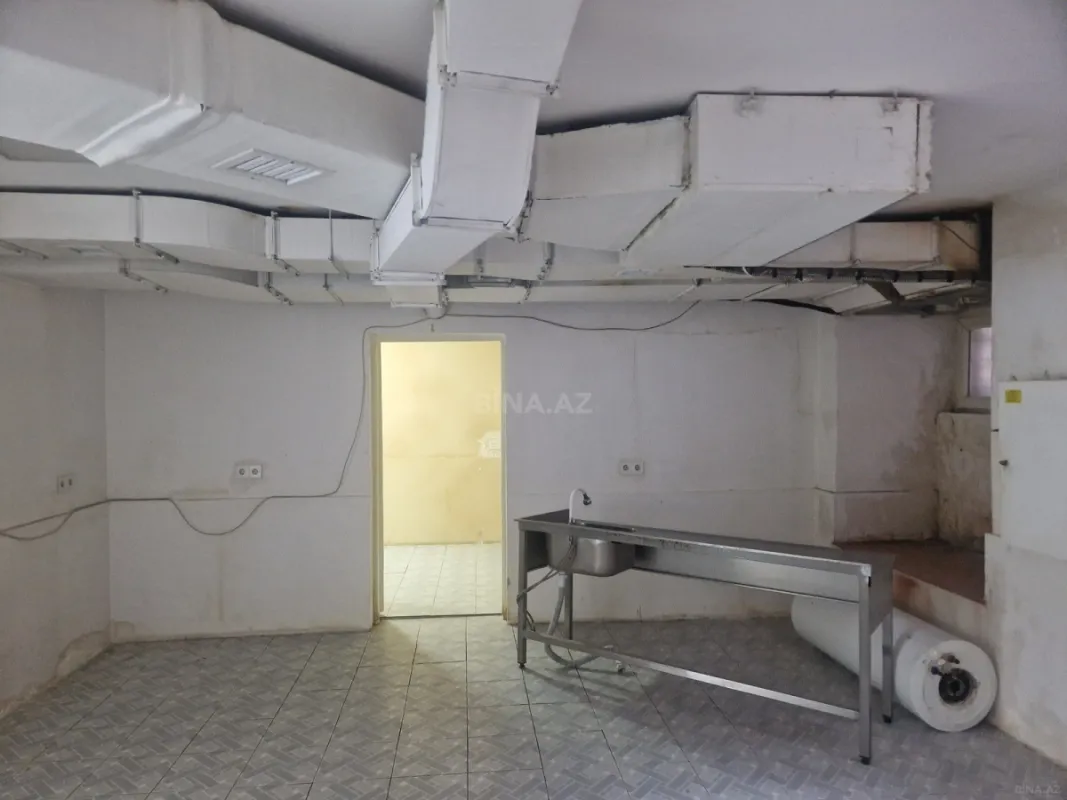 Kirayə verilir obyekt 160 m²