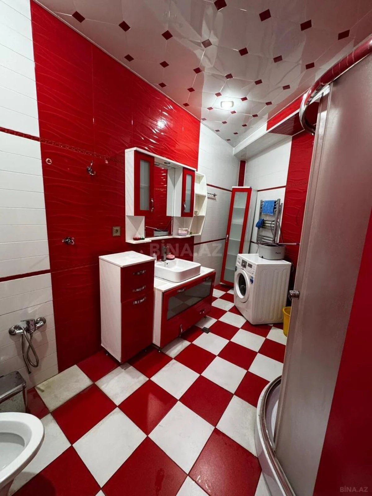 Satılır 3 otaqlı mənzil 101 m²