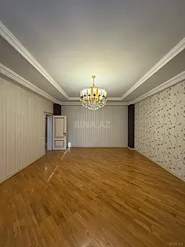 Satılır 3 otaqlı mənzil 150 m²