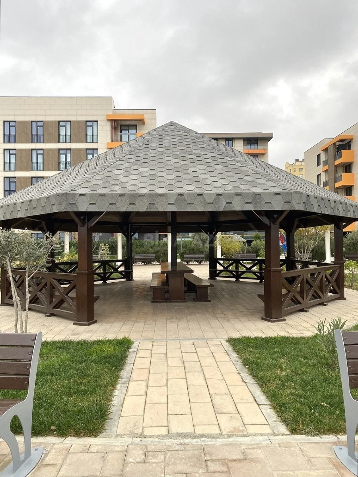 Kirayə verilir 3 otaqlı mənzil 120 m²