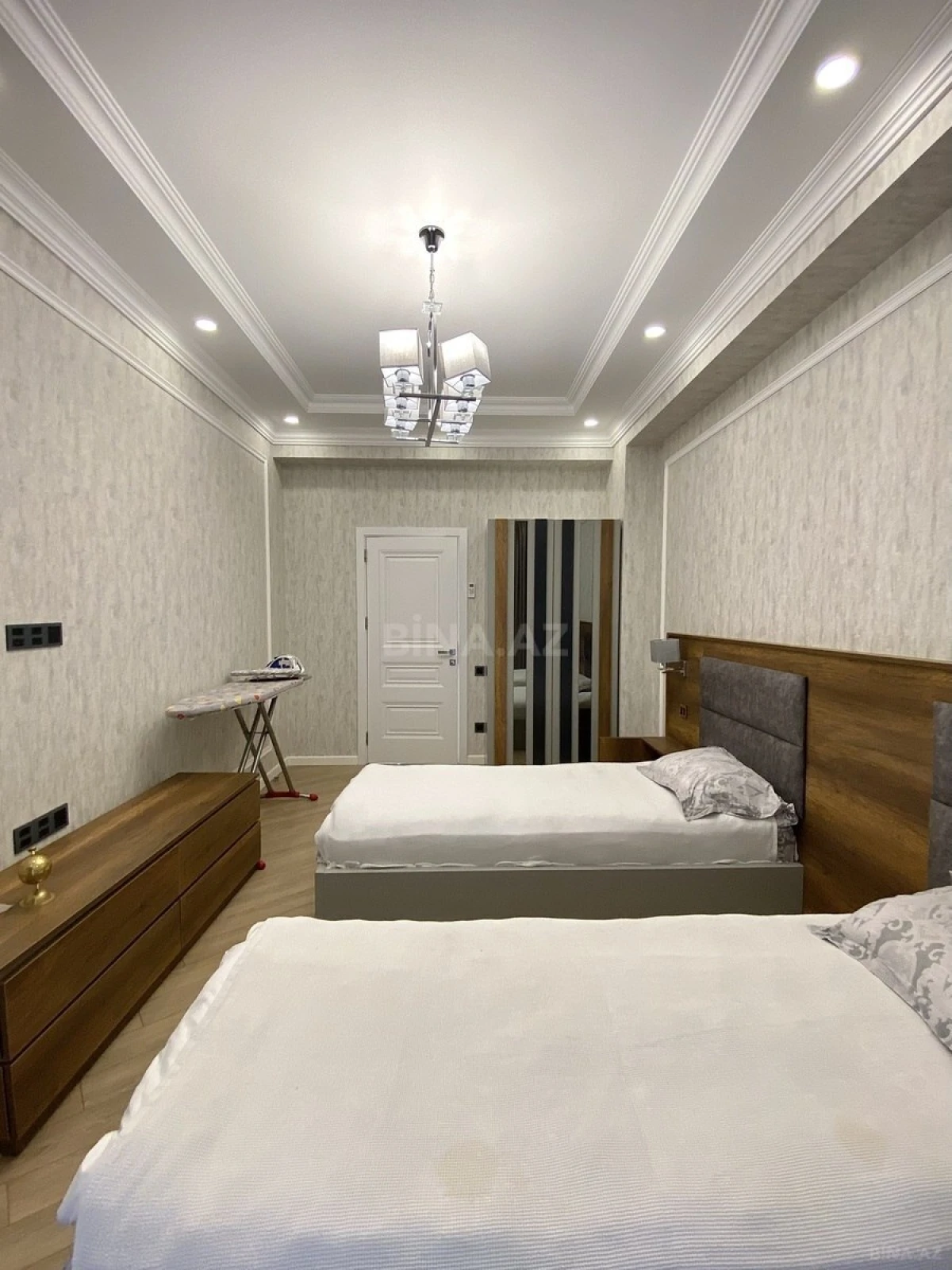 Kirayə verilir 3 otaqlı mənzil 120 m²