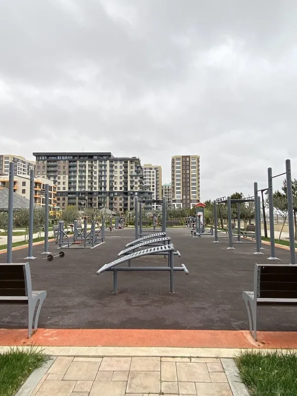 Kirayə verilir 3 otaqlı mənzil 120 m²