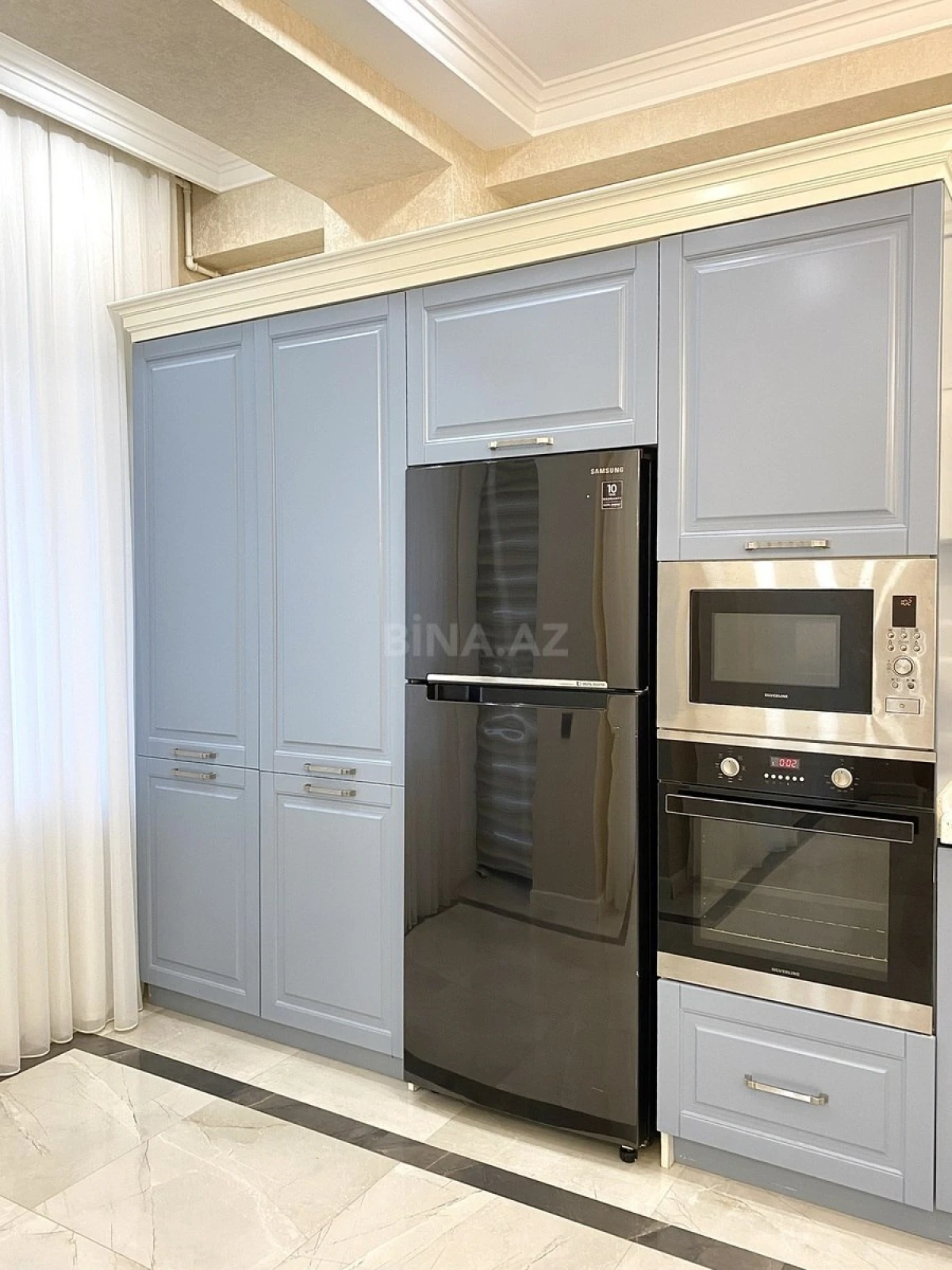 Kirayə verilir 3 otaqlı mənzil 120 m²