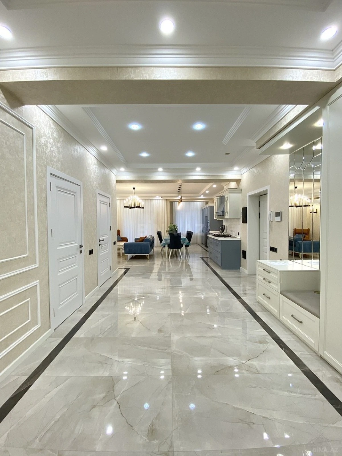 Kirayə verilir 3 otaqlı mənzil 120 m²