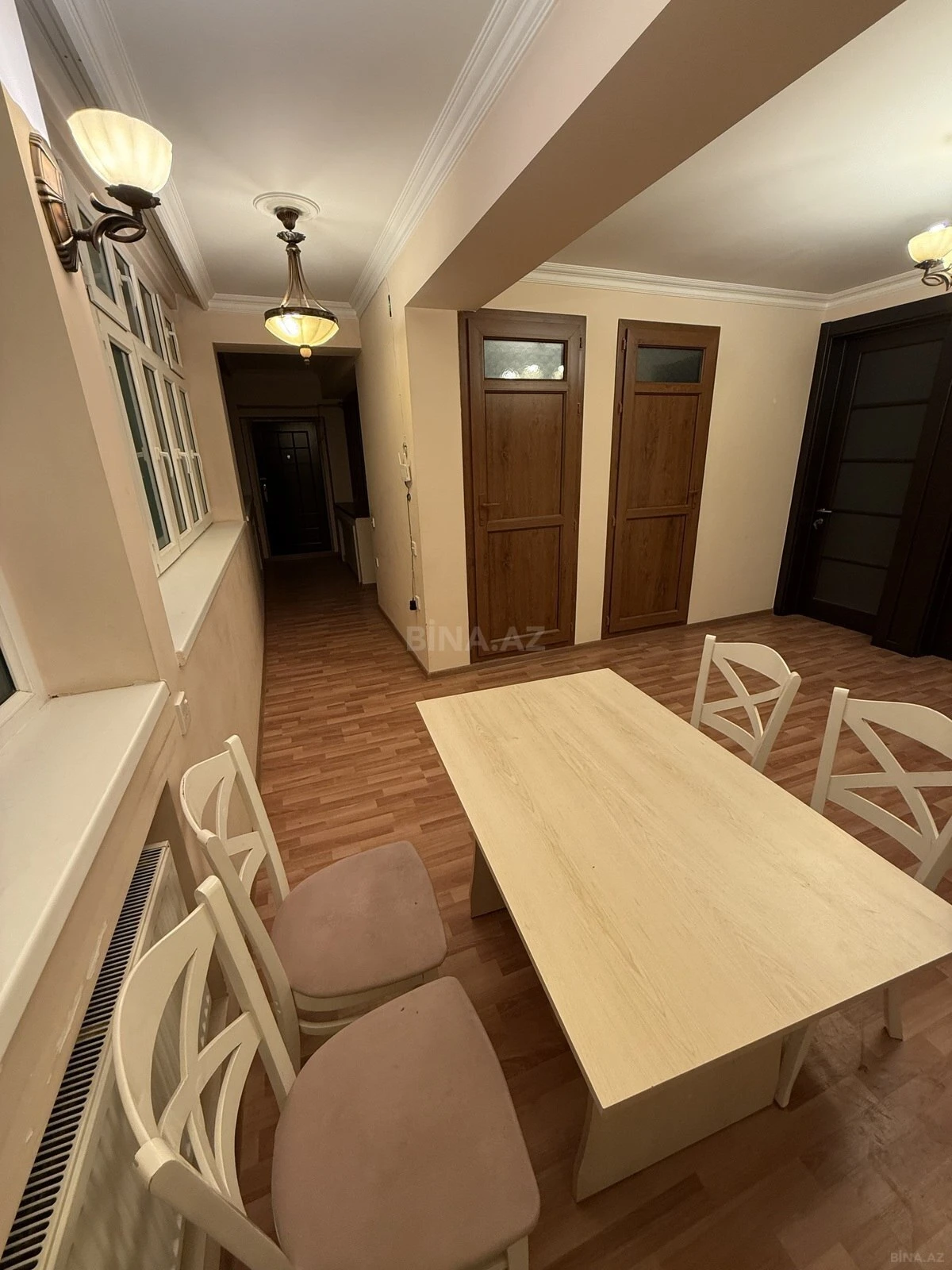 Kirayə verilir 3 otaqlı ofis 80 m²