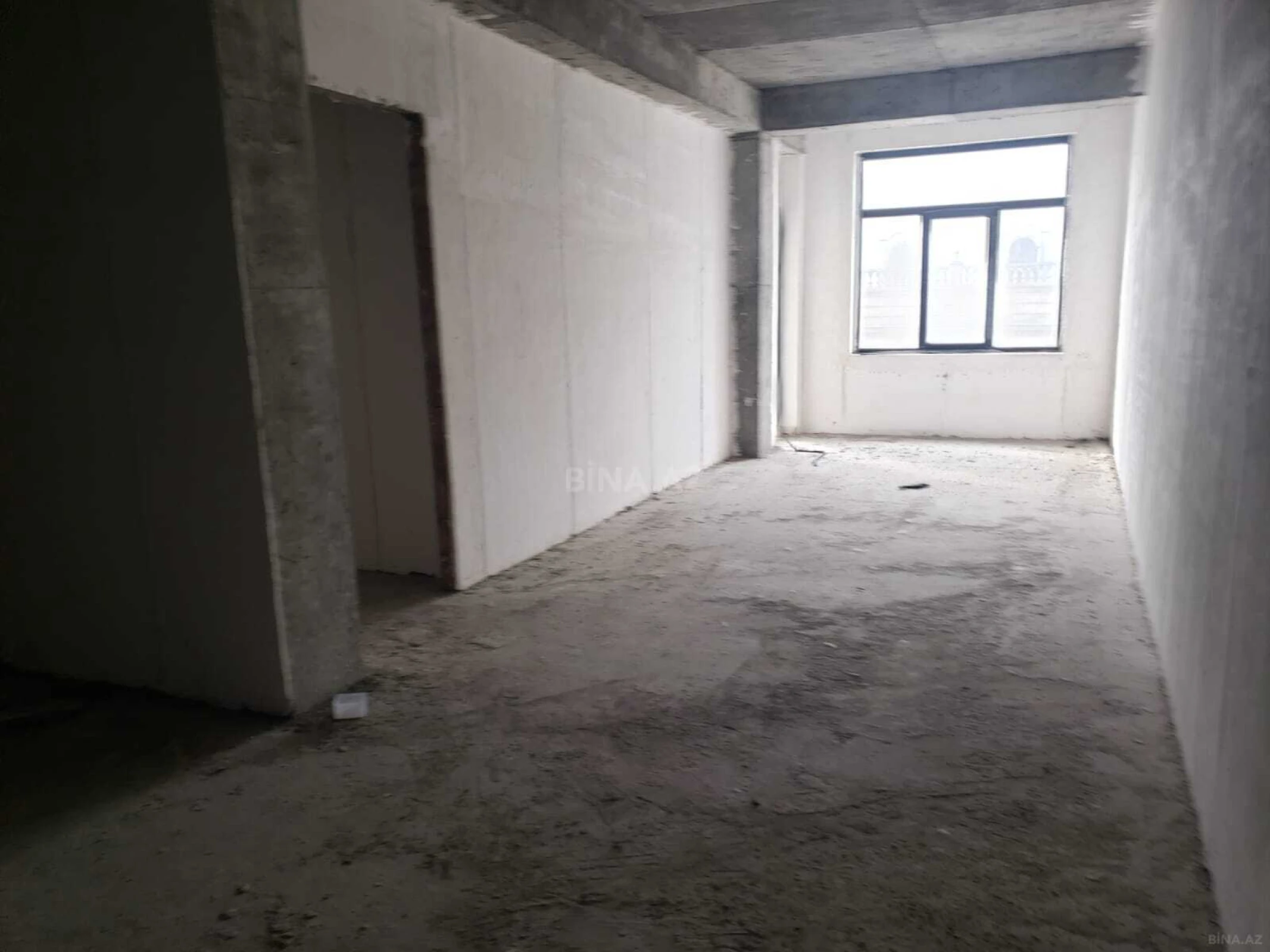 Satılır 3 otaqlı mənzil 110 m²