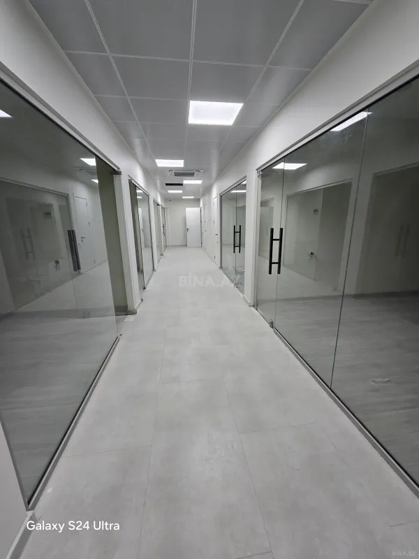 Kirayə verilir 4 otaqlı ofis 180 m²