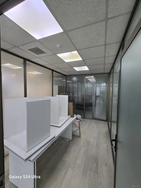 Kirayə verilir 4 otaqlı ofis 180 m²