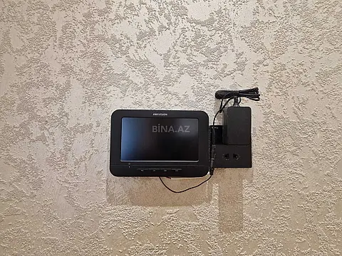 Satılır 4 otaqlı mənzil 168 m²