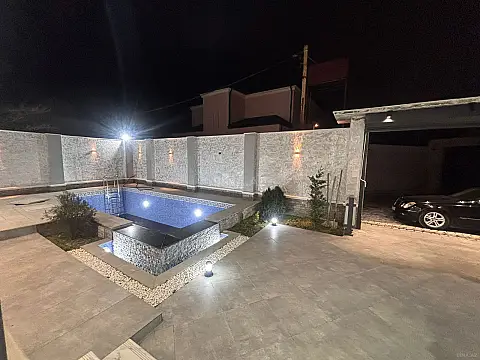 Satılır 4 otaqlı həyət evi 150 m²