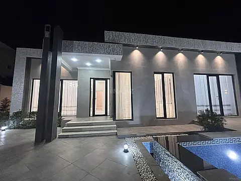 Satılır 4 otaqlı həyət evi 150 m²