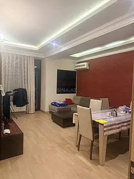 Satılır 2 otaqlı mənzil 100 m²