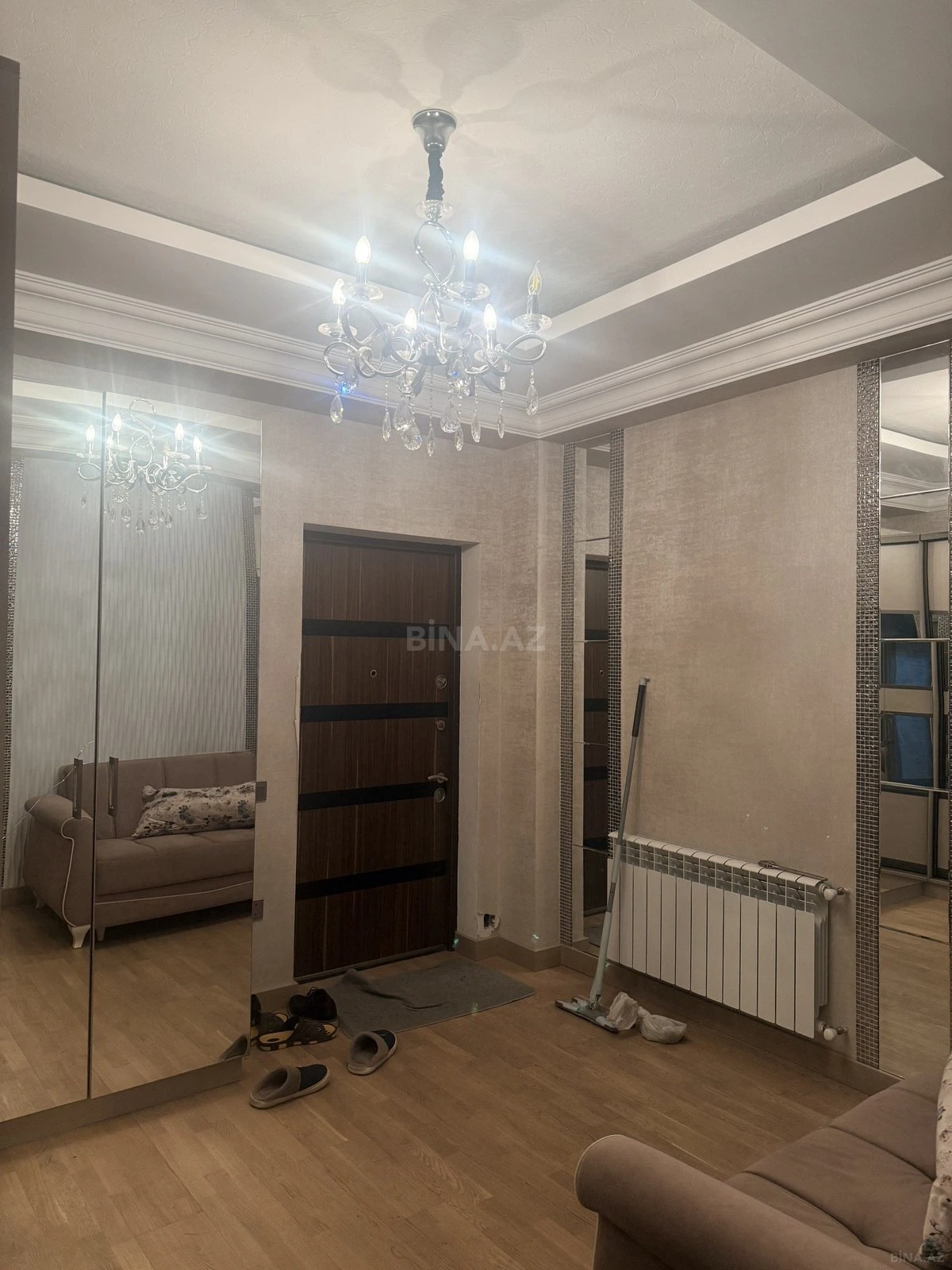 Satılır 2 otaqlı mənzil 100 m²