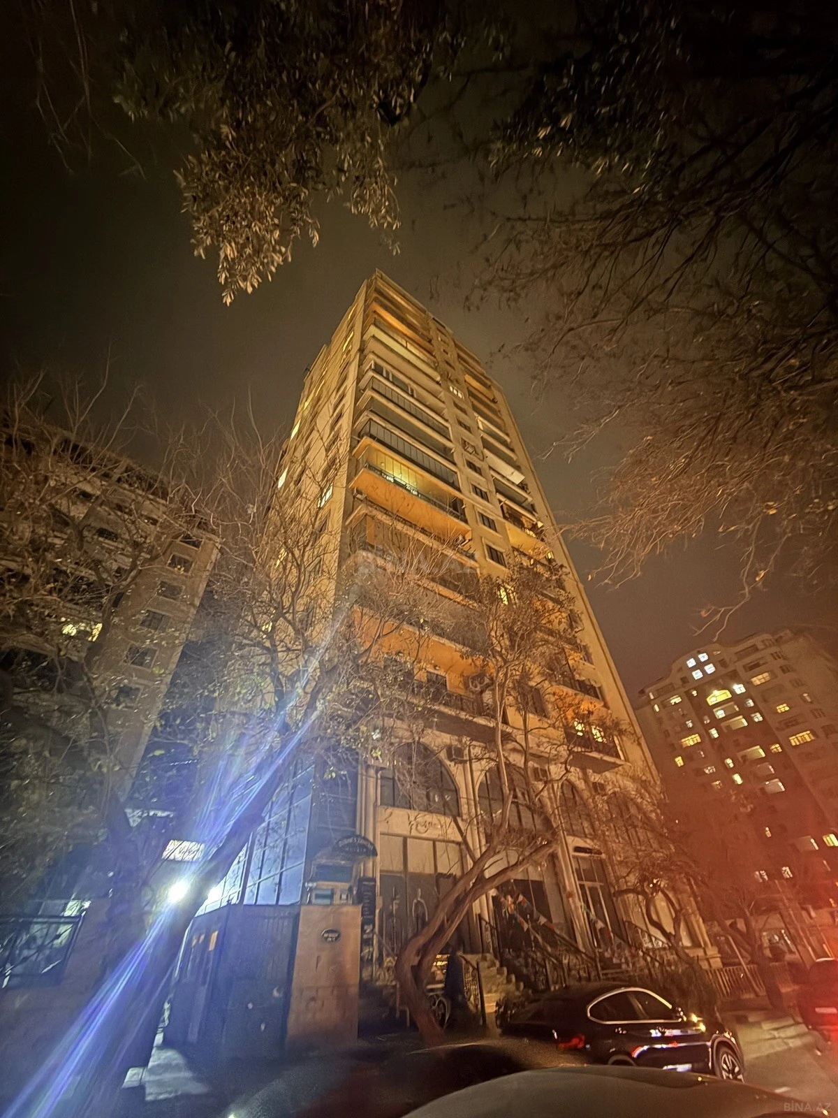 Satılır 2 otaqlı mənzil 100 m²