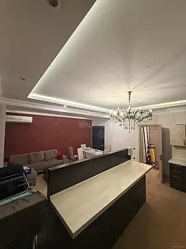 Satılır 2 otaqlı mənzil 100 m²
