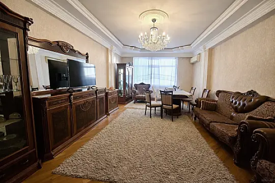 Satılır 3 otaqlı mənzil 133 m² — Bakı, Nərimanov 3 otaq 133.00 m²