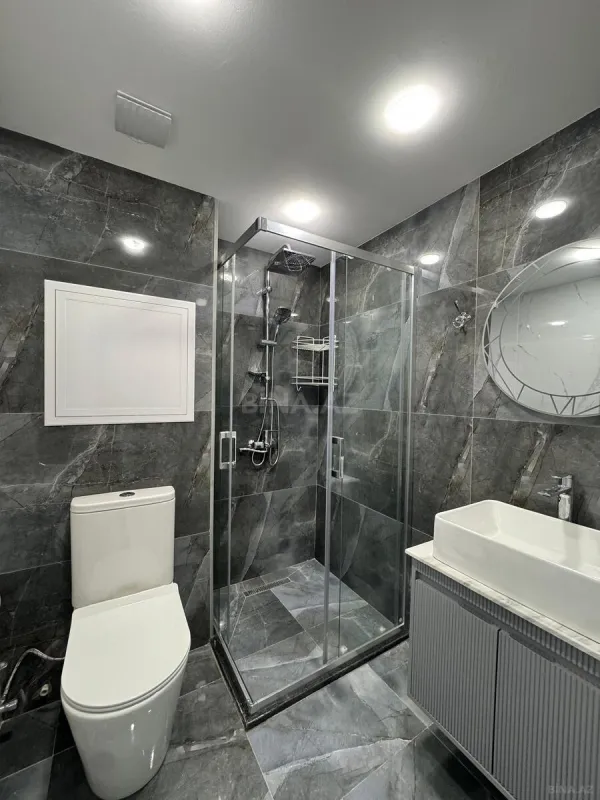 Satılır 2 otaqlı mənzil 65 m²