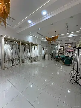 Satılır obyekt 165 m²