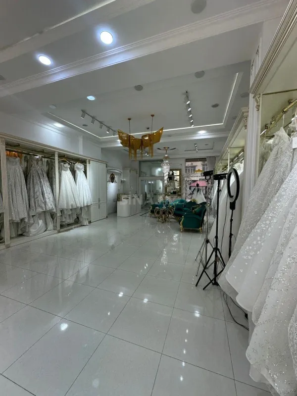 Satılır obyekt 165 m²