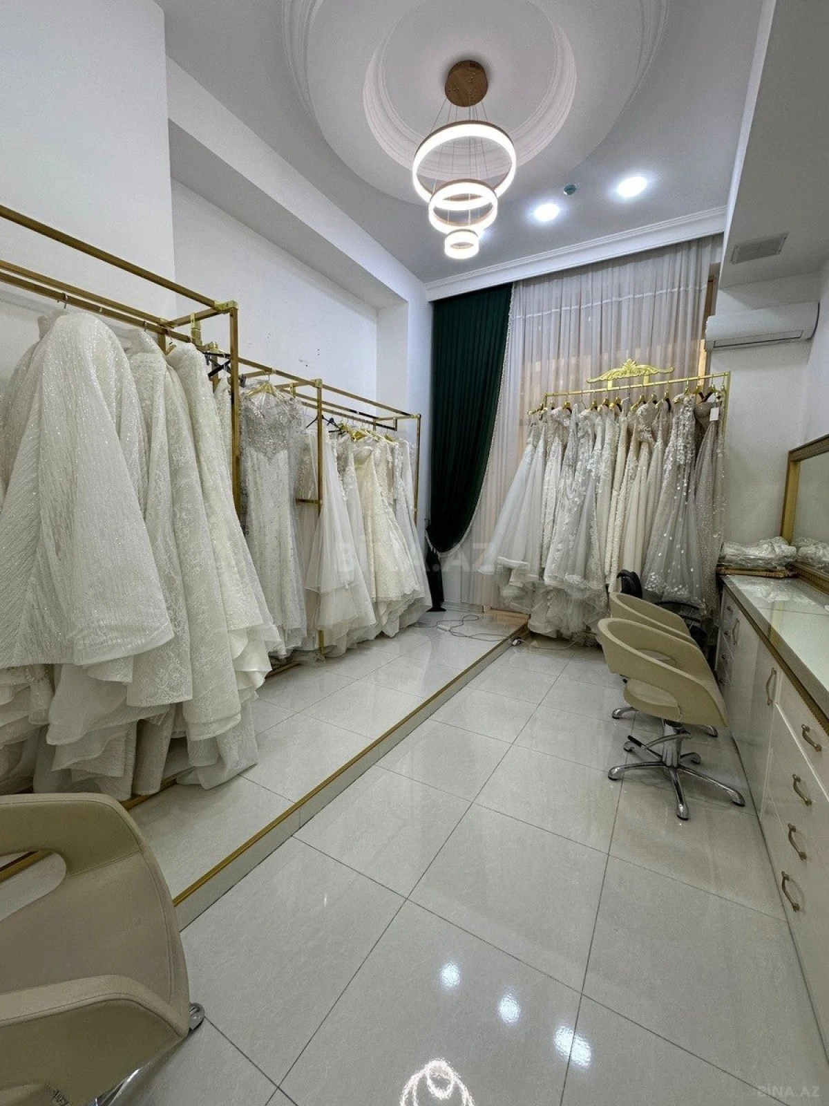 Satılır obyekt 165 m²