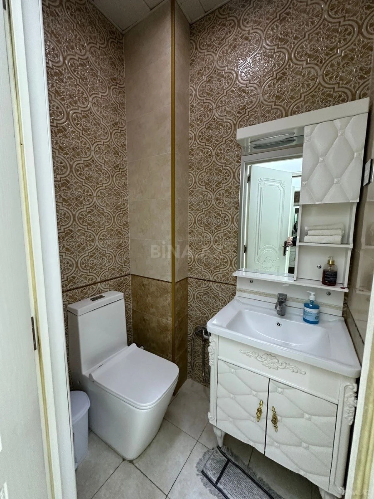 Satılır obyekt 165 m²