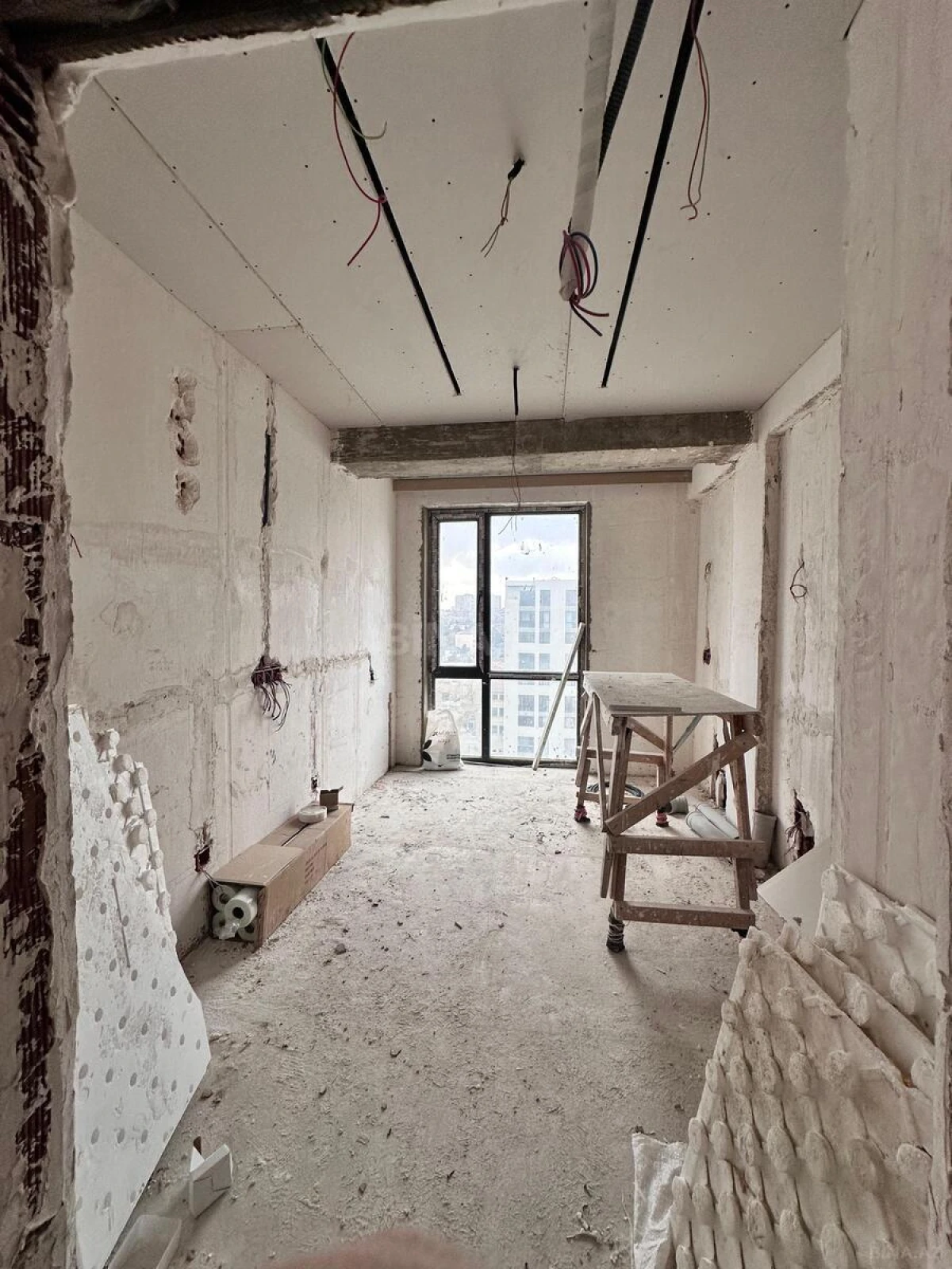 Satılır 3 otaqlı mənzil 100 m²